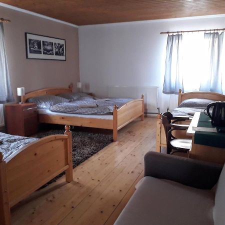 Penzion Na Strelnici Poděbrady Buitenkant foto