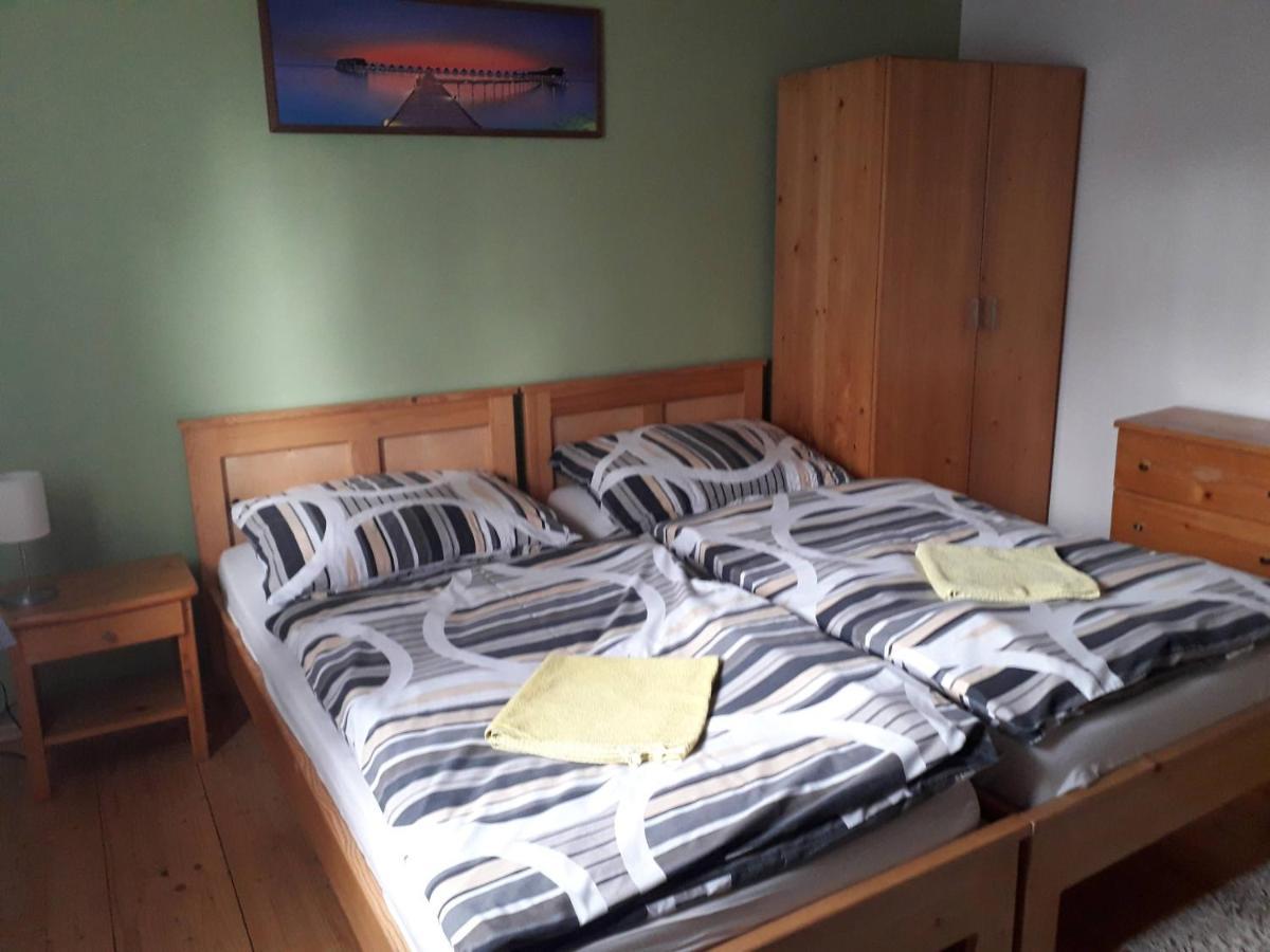 Penzion Na Strelnici Poděbrady Buitenkant foto